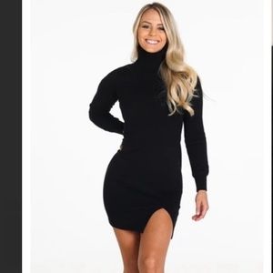 NWT nvgtn black dress